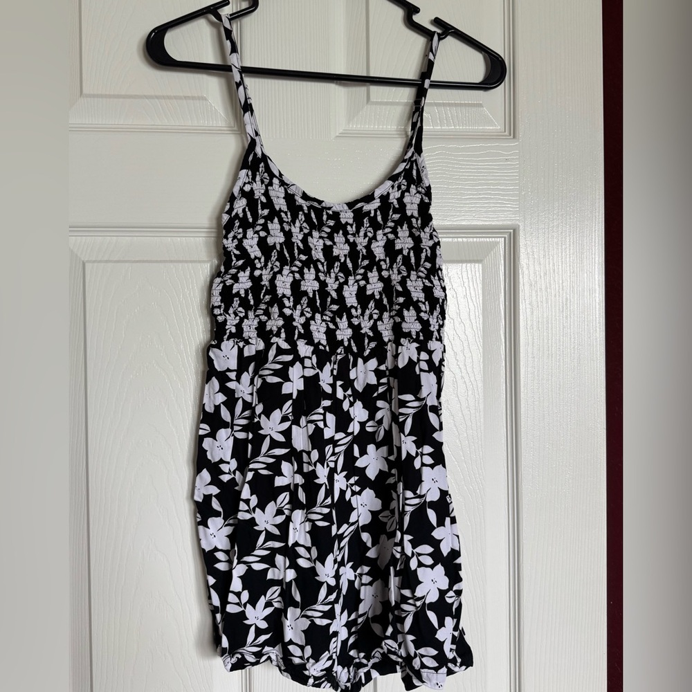 Black and White Floral Jumper